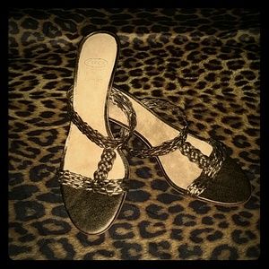 Joan&David Circa Comfort 365 leather sandal