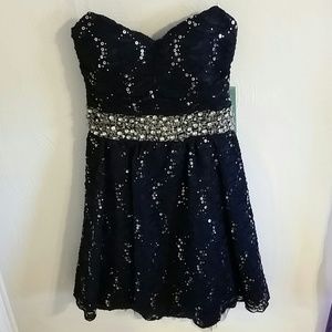 Cocktail/ formal dress (size 4)