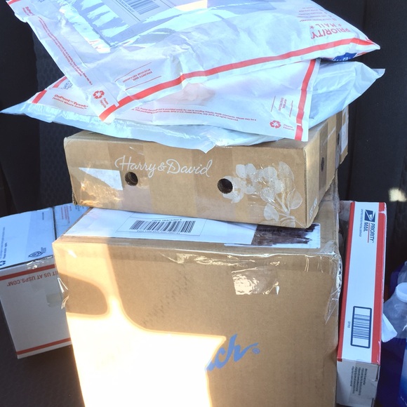 SHIPPING DAY HOLLA!