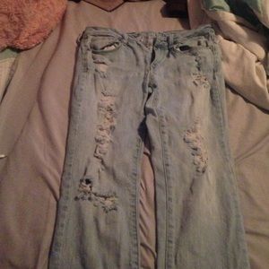 Light wash American eagle jeans