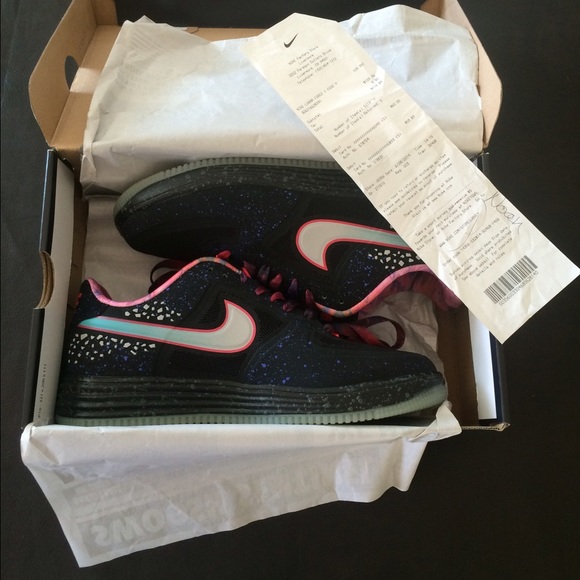 Area 72 Nike air fore 1
