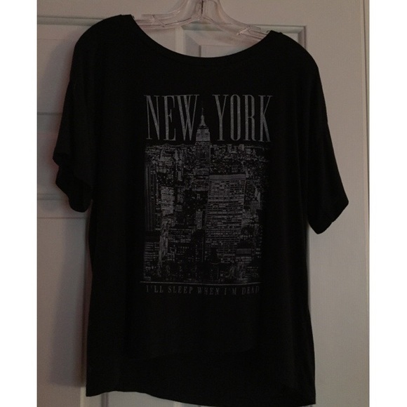 Brandy Melville New York Graphic tee
