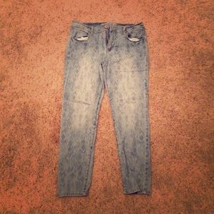 American Eagle Capris