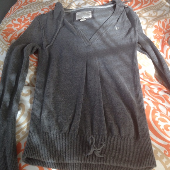 V neck sweater - Picture 1 of 1