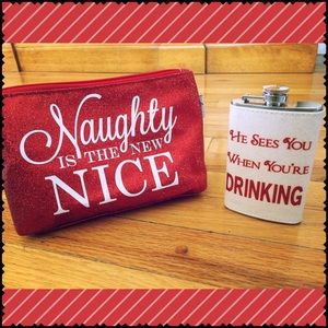 ❤️BUNDLE❤️ Flask & Makeup Bag set.