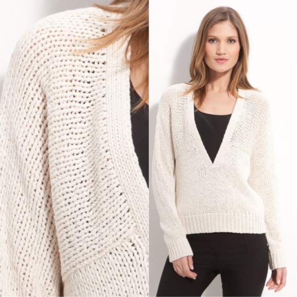 NORDSTROM VALETTE PLUNGING V NECK KNIT SWEATER