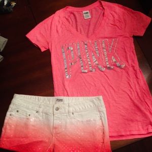 ❤️️PINK ❤️vneck (L)