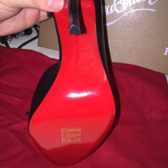 Women's Christian louboutin size 39 1/2 brand new! - Picture 3 of 4