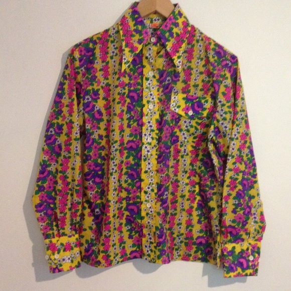 1 DAY SALE 70s vintage floral top blouse shirt