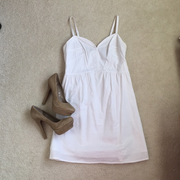 ◻️White Summer Dress!