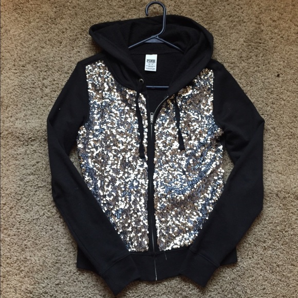 VS love pink hoodie no flaws would love to trade❤️