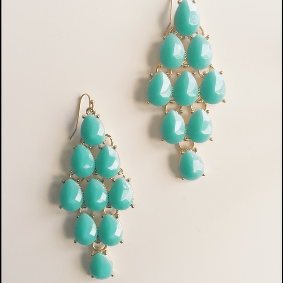 Stunning Seabreeze Chandelier Earrings - Picture 2 of 2