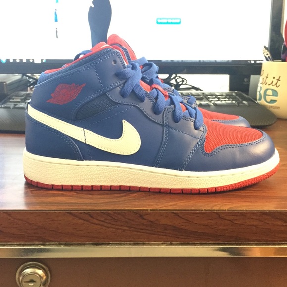 Air Jordan 1 Mid (GS)