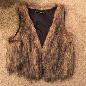 Fur vest