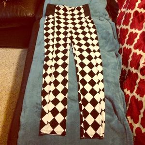 Diamond black and white high leggings