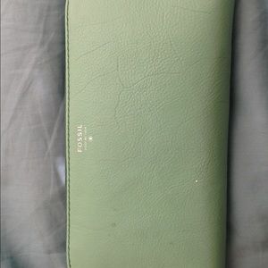 Fossil issue no. 1954 sea foam green wallet.