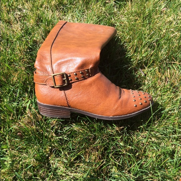 Candies Brown Boots :) - Picture 2 of 4
