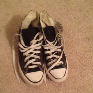 Black Converse 🙊