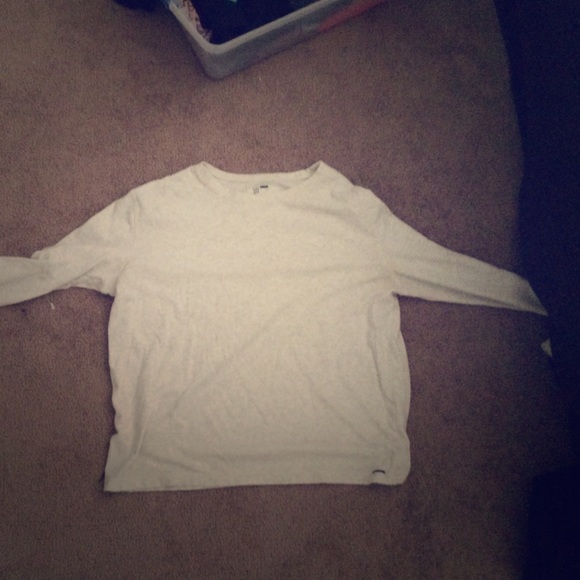 A long sleeve on the byas shirt