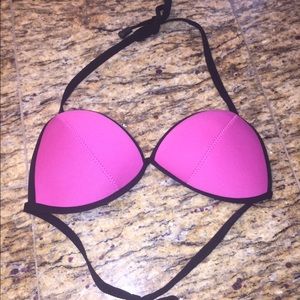 NEOPRENE TRIANGL DUPE TOP