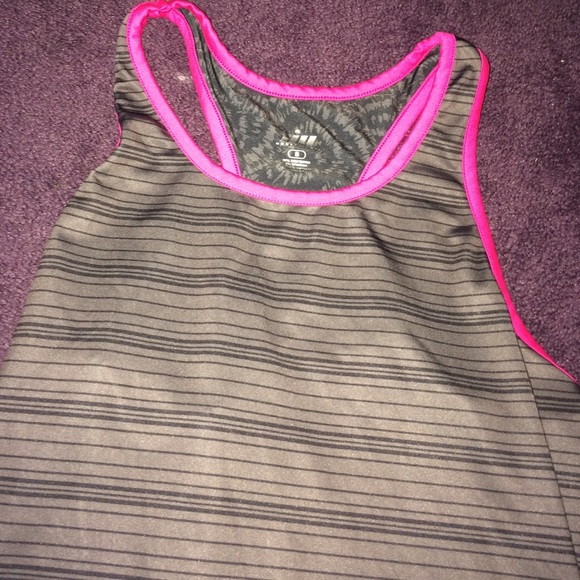striped work out shirt!