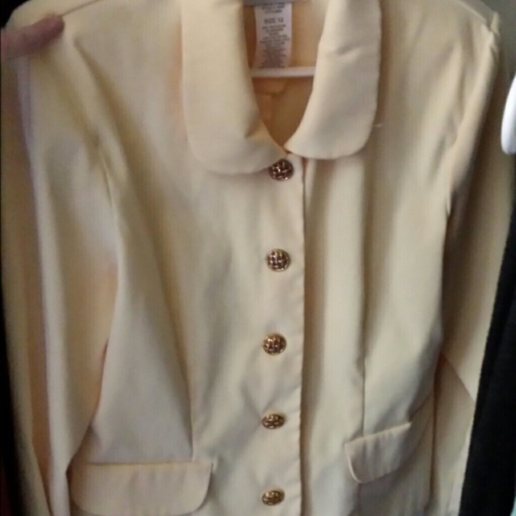 Light yellow vintage chic jacket