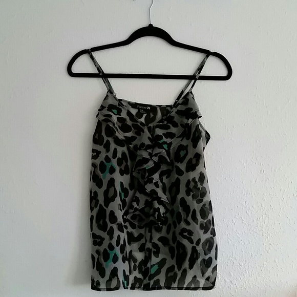 Leopard Ruffle Top - Picture 2 of 3