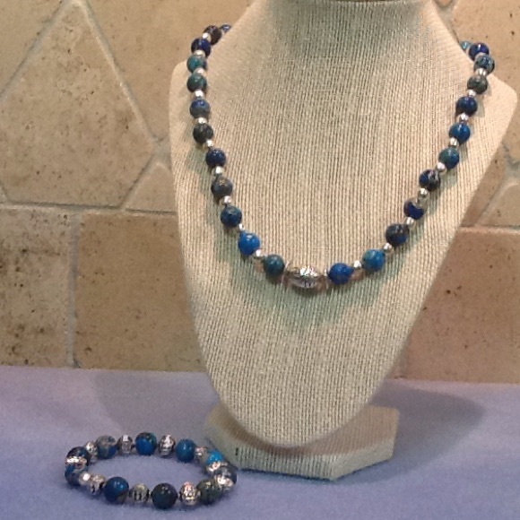 Two piece necklace 20"/bracelet 7" blue & silver