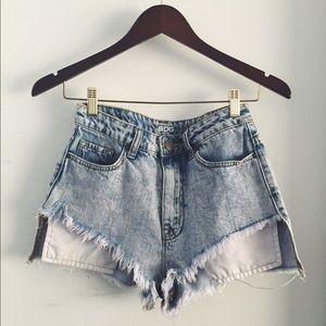 High waist cutoff denim shorts sz 26