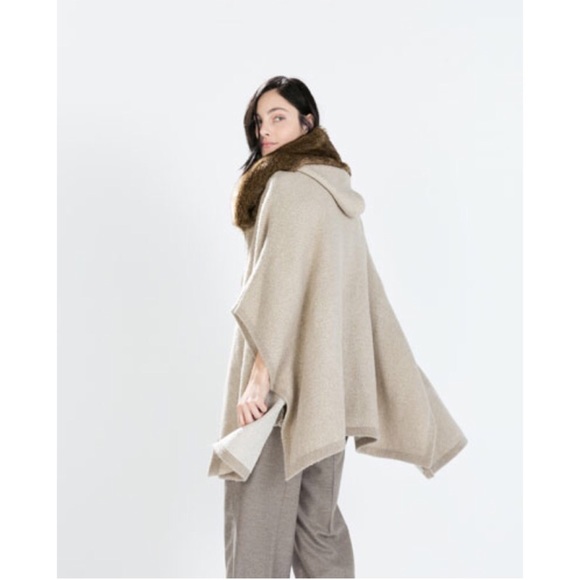 👸 fur hood poncho 👸 - Picture 4 of 4