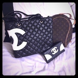 Cute purses and wallet.