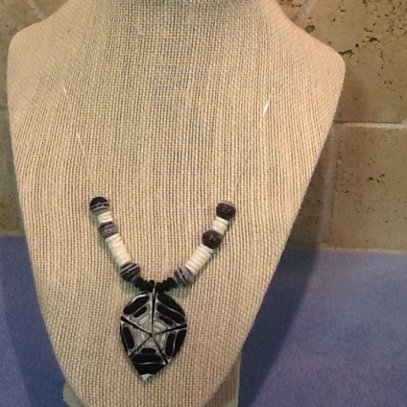 Floating Black and White 19" Necklaces