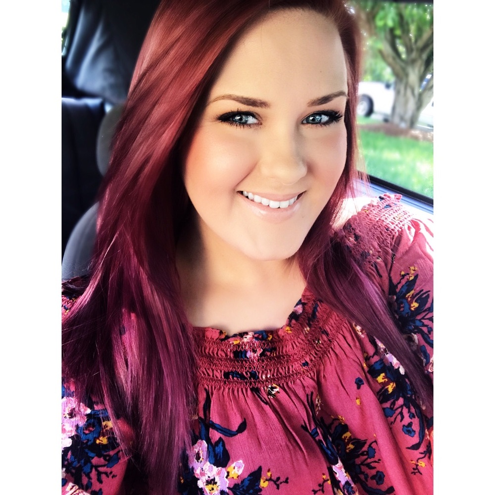 🎀Meet Your Seller🎀