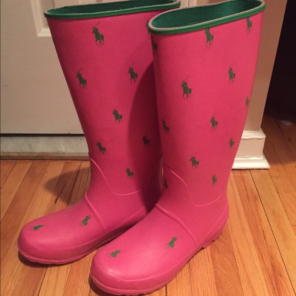 Pink Polo rain boots!