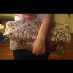 FINAL PRICE REDUCED!!!: Vintage clutch