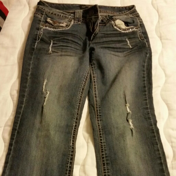 #SOLD# Distressed jeans