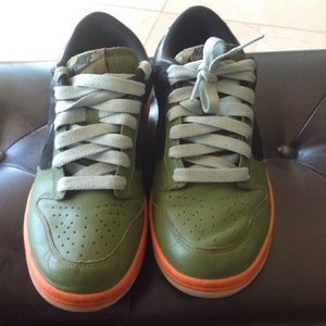 WOMENS NIKE DUNK LO