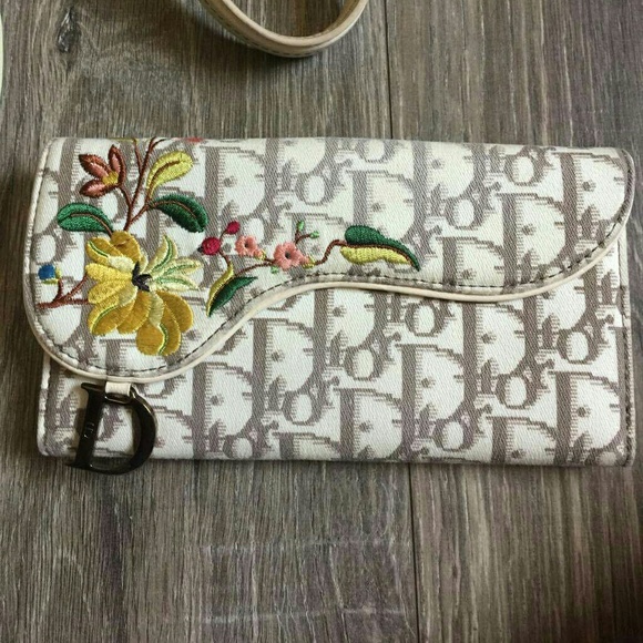 SOLD Christian Dior Set~Handbag~Key Fob~Wallet~ - Picture 2 of 8