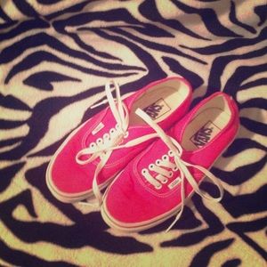 Sz. 8 Bright pink Vans shoes