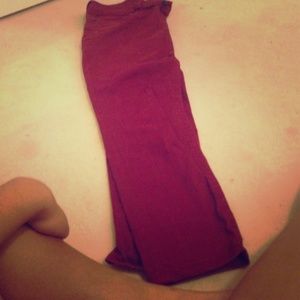 Maroon colored skinny jeans