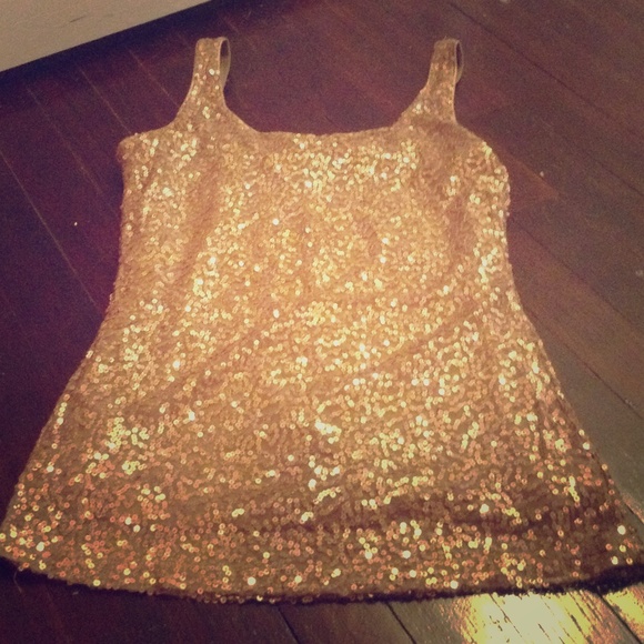 Gold sequence top