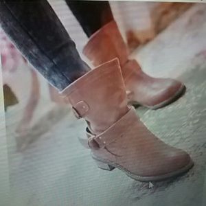 New Brown cute ankle boots
