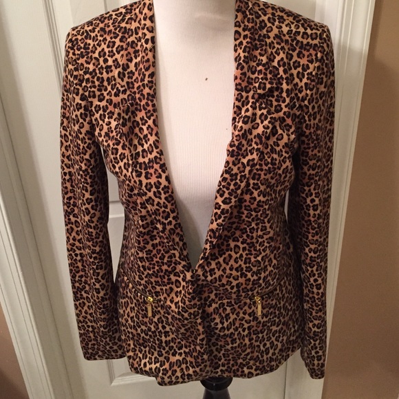 Dana Buchman Jackets & Blazers - Dana Buchman leopard print blazer-get the look