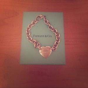 Tiffany&Co. Heart bracelet