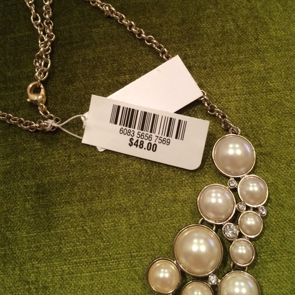 Charter Club Gold pearl frontal bin neckless - Picture 3 of 4