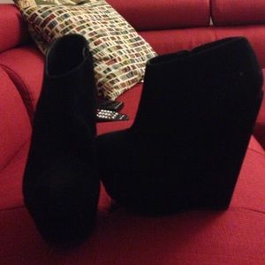 Skyscraper wedges