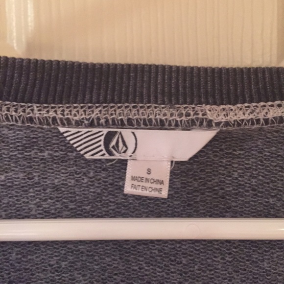 Women's Volcom Long Sleeve light sweatshirt - Picture 4 of 4