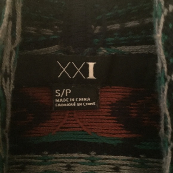 Forever 21 Rose Cardigan - Picture 4 of 4