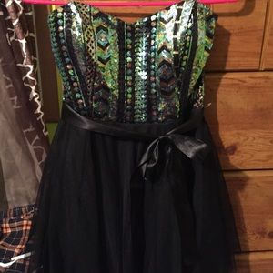 Homecoming dress only worn once perfect condition