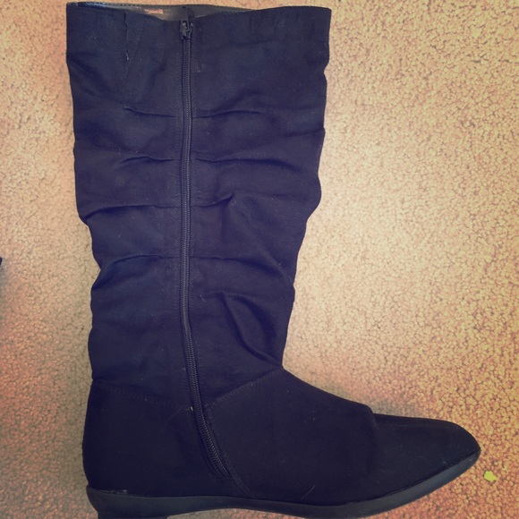 Black Knee-high Slouch Boots